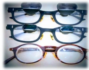 Read more about the article Optics of low vision devices