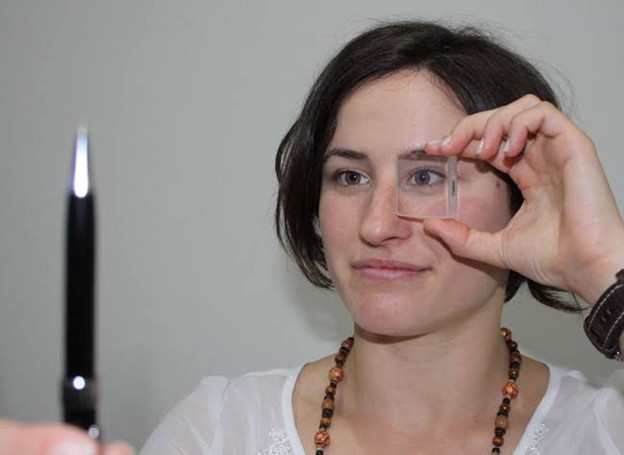 You are currently viewing Seeing Double ? How Prism Correction Fixes Binocular Vision Issues ?