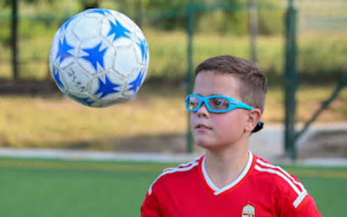 You are currently viewing CHILDREN’S EYE SAFETY: KEEPING YOUNG EYES SAFE AROUND FIREWORKS